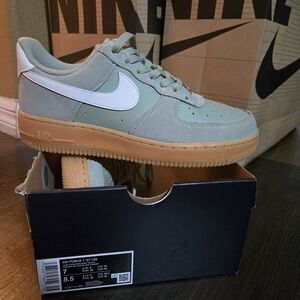 Nike Green and White Sneakers Classic Style